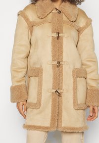 MOSCHINO JEANS Vinterkappa /-rock - beige