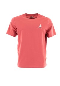 Camiseta de algodón color coral con mangas cortas, cuello redondo y un pequeño logo de un velero en el pecho. Textura suave con un ajuste casual.