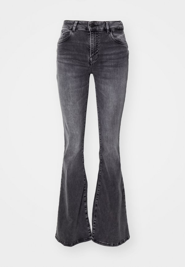 NOVI - Flared Jeans - aelin wash4
