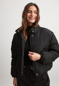 NA-KD Winterjas - black