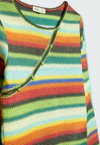 Stradivarius Sweter