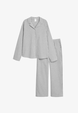 Dwuczęściowy zestaw piżamowy w szaro-białe paski. Długi rękaw, rozpinana bluzka z kołnierzem w szpic oraz dopasowane spodnie z elastycznym pasem i prostymi nogawkami.