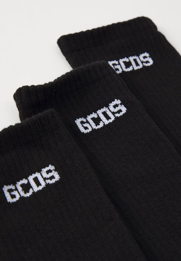 ESSENTIALS 3 PACK - Socks2