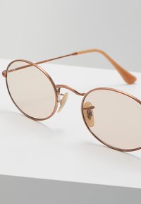 Ray-Ban OVAL UNISEX - Gafas de sol - rose gold-coloured