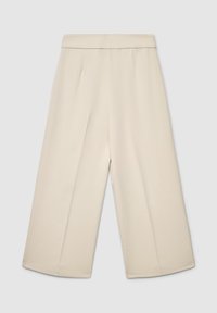 Hose mit weitem Bein aus einem hellbeigen Stoff, ausgestattet mit einem flachen Bund, zwei vorderen Falten und einer glatten Textur. Schlichtes Design ohne Muster.