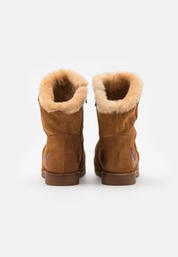 Felmini Wide Fit Botki