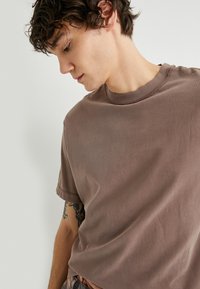 Koton - T-shirt basic