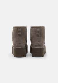 UGG Botki na platformie