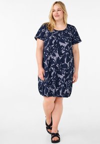 Zizzi KURZARM MIT PRINT - Denné šaty - dark blue