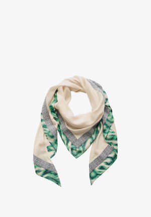 Foulard leggero in crema con motivo tie-dye verde e bordo geometrico nero. Il tessuto ha una sottile texture e si drappeggia a forma triangolare.