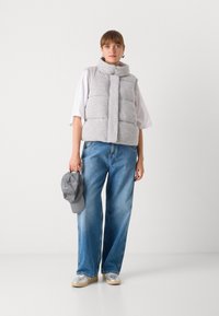 BOSS FOCRINA - Brezrokavnik - light pastel grey