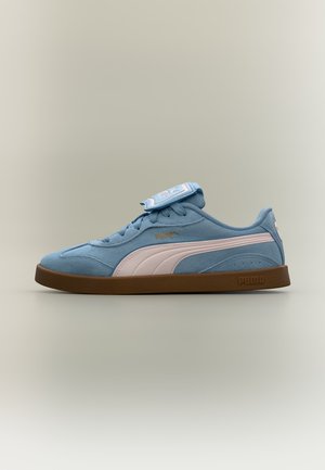 Puma CLUB AZURA SD - Baskets basses - zen blue/powder pink