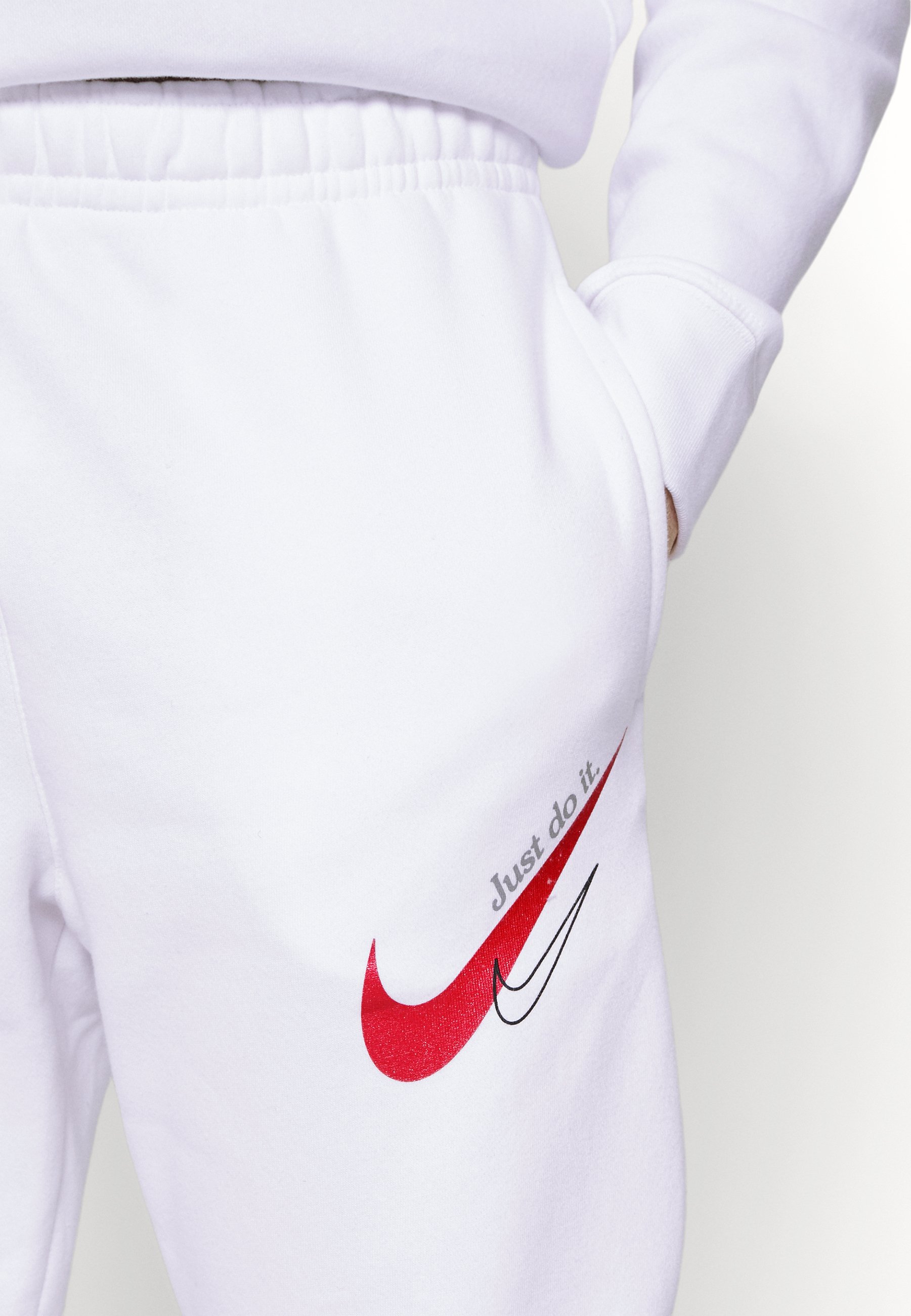 Nike Sportswear JOGGER - Treningo 