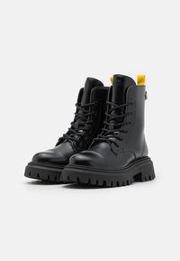 Geox MAQUINNENS GIRL - Botines con cordones - black