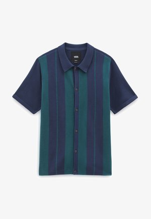 Chemise à manches courtes avec rayures verticales bleu marine et bleu sarcelle, un col et des boutons noirs sur le devant.