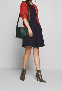 Esprit Denní šaty - dark blue