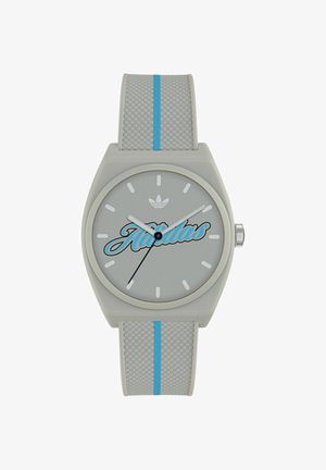 Šedé hodinky Adidas s textúrovaným remienkom so svetlomodrým pásikom, minimalistickým ciferníkom s logom Adidas a kurzívnym brandingom, biele hodinové značky.