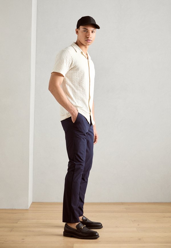 INCREPE - Shirt - vanilla3