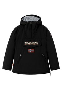 Schwarze wasserdichte Jacke mit Kapuze, auffälligem Frontlogo, norwegischem Flaggenaufnäher, zwei Reißverschlusstaschen an den Seiten und einem weichen grauen Innenfutter.