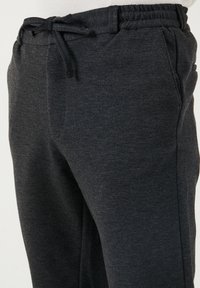 SLIM FIT - Vászonnadrágok - anthracite