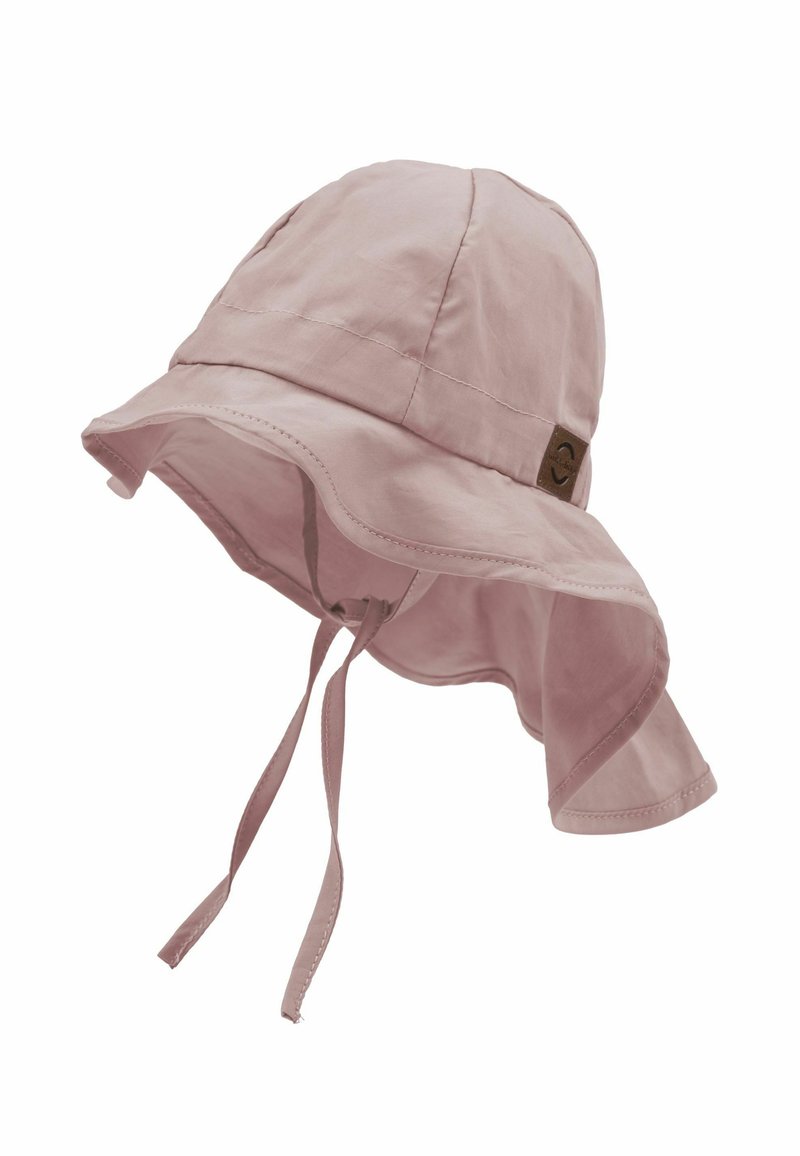 Helle rosa Sonnenhut aus Stoff, mit einer breiten, ausgestellten Krempe, Kinnriemen und einem kleinen braunen Logopatch an der Seite.