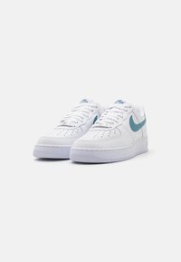 Nike Sportswear AIR FORCE 1 '07 - Tenisice - white/smokey blue