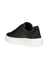 Sorte læder sneakers med rund tå, hvid gummisål, snørebånd foran og en blank sort accent ved hælen. Teksturerede sider for bedre greb.