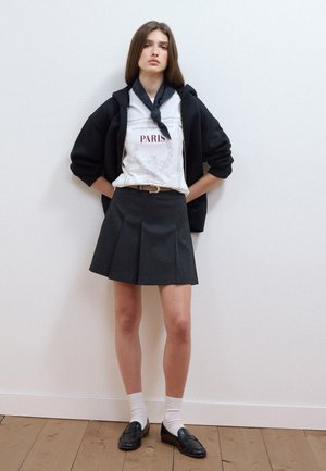 Les Copains, MINI SKIRT WITH BELT. - Gonna a pieghe - smoke grey