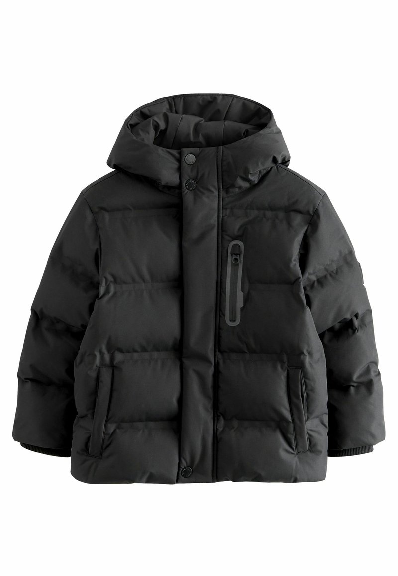 Veste d'hiver noire rembourrée avec capuche, boutons-pression à l'avant, poches latérales et poche poitrine zippée verticale.