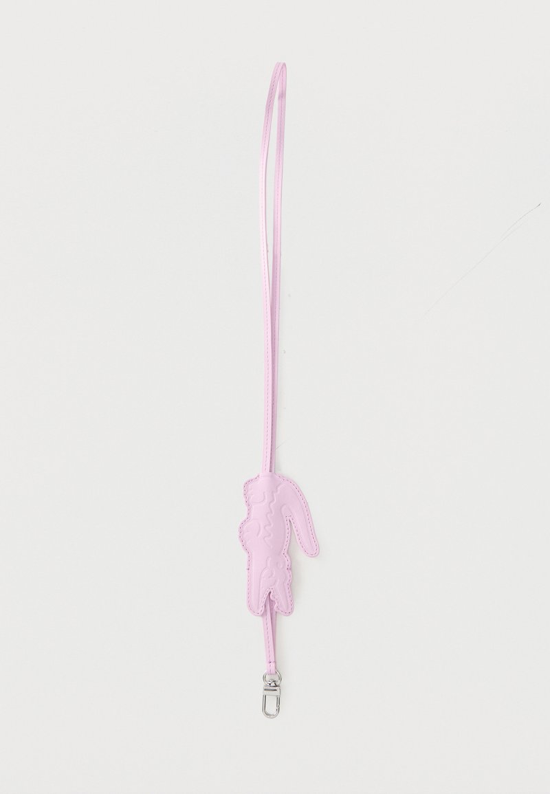 Ροζ δερμάτινο κορδόνι με ανάγλυφη λεπτομέρεια σε σχήμα λαγού και ασημένιο μεταλλικό κλιπ στο τέλος.