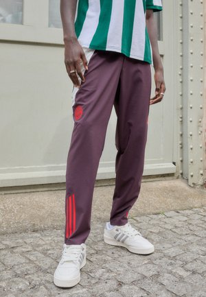 adidas Performance FC BAYERN MÜNCHEN PRESENTATION PANT - Klubbklær - shadow maroon/red