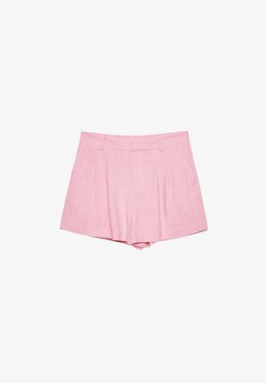Pantalones cortos rosa plisados de talle alto con trabillas para cinturón y bolsillos laterales, hechos de tela ligera, dispuestos planos sobre un fondo blanco.