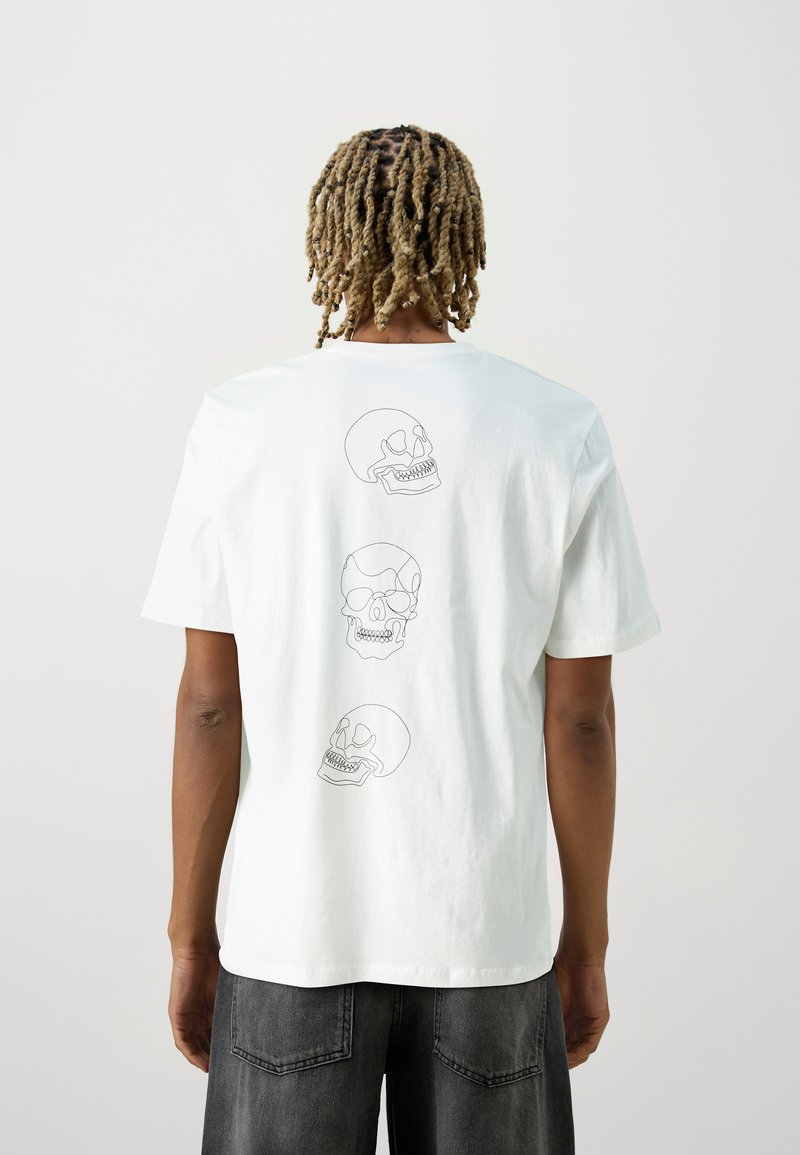 Jack & Jones JJSCULLY TEE CREW NECK - T-shirt print - cloud dancer