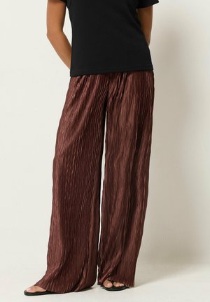 Pixie Girl, PETITE WIDE LEG TROUSERS - Trousers - brown