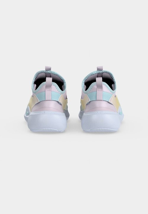 Nike Flex Runner 4 PS 'Bleached Lilac White' — photo 4