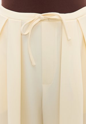 LOAVIES, MORE THAN ENOUGH - Pantalon classique - solid offwhite