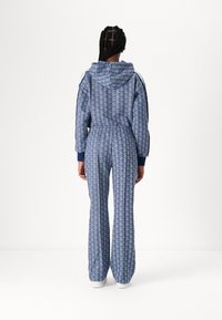 Lacoste Treningo apatinė dalis - blue