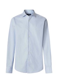 Hellblaues Herren-Hemd mit langen Ärmeln, klassischem Kragen und dezenten vertikalen Streifen auf weißem Hintergrund.