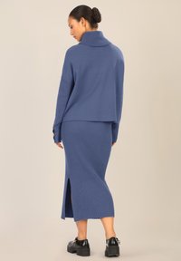 Apart OVERSIZED - Maglione - mittelblau