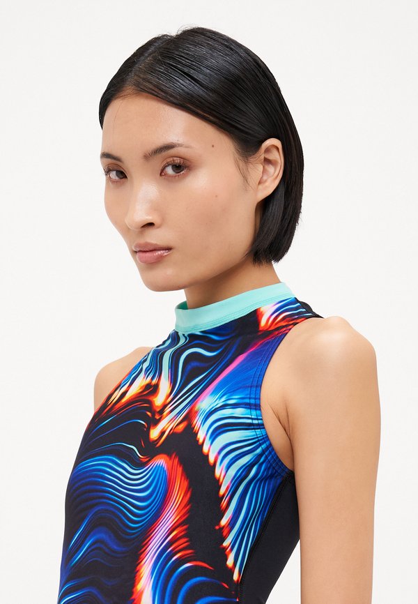 WOMENS PRINTED HYDRASUIT - Swimsuit2