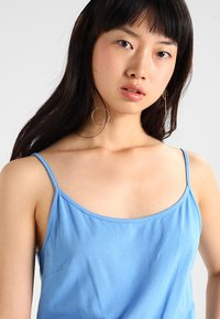 Urban Classics LADIES SHORT SPAGHETTI - Tuta jumpsuit - horizonblue