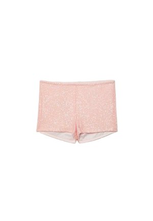 Short da donna rosa con paillettes, vita aderente e lunghezza corta, esposti su sfondo bianco.