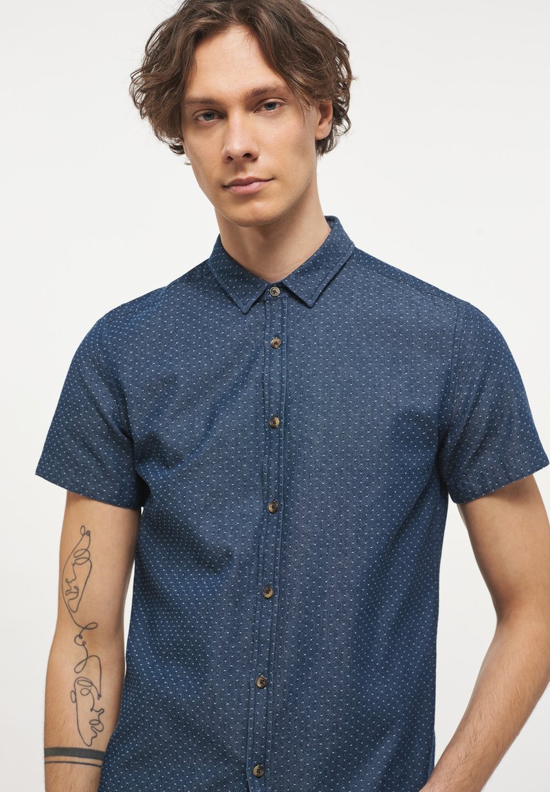 Herren Freizeithemden | Mustang Hemd blau/hellblau - IP39105 Herren Freizeithemden | Mustang Hemd blau/hellblau - IP39105