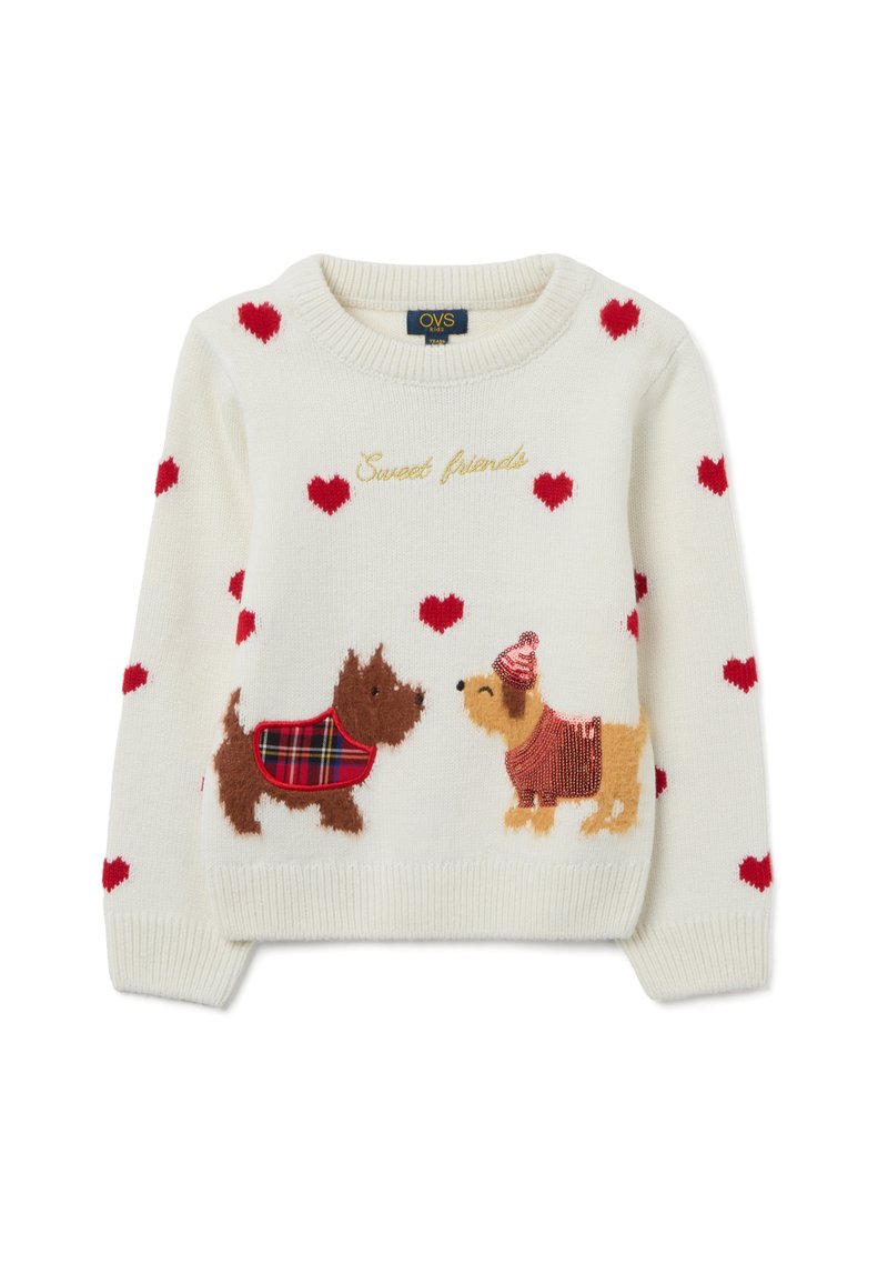 Weißer Strickpullover mit roten Herzmustern, bestickt mit "Sweet friends" und zwei Hunden in Pullis: einem braunen Hund und einem sandfarbenen Hund.