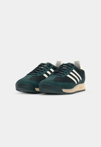 adidas Originals Sneaker low - aurora ivy/off white/warm vanilla