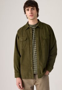 Неизбран, olive night