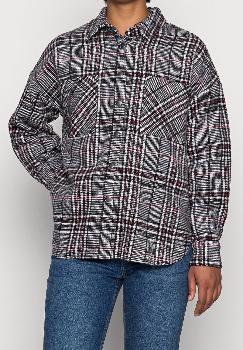 ONLY Tunn jacka - black