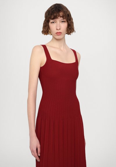 STAUD ELLISON DRESS - Freizeitkleid - roja