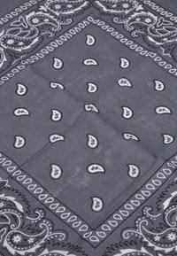Urban Classics BANDANA - Selyemkendő - darkgrey