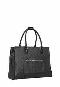 Borsa tote nera realizzata in materiale sintetico testurizzato, caratterizzata da due manici robusti, tasca esterna con zip e un sottile motivo in rilievo.